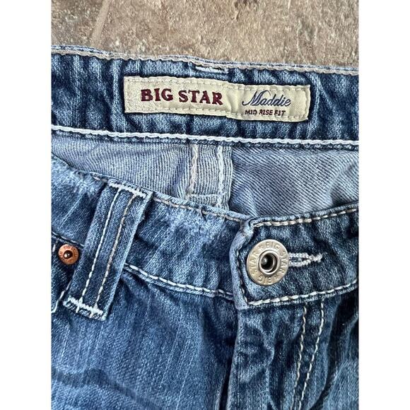 Big Star MADDIE, MID RISE FIT, denim jeans, Women's size 28R - Picture 3 of 7